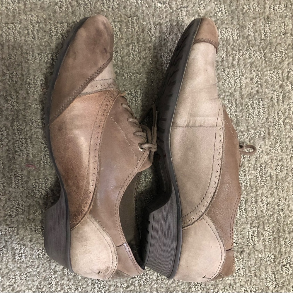 Cobb Hill with delicately tooled leather